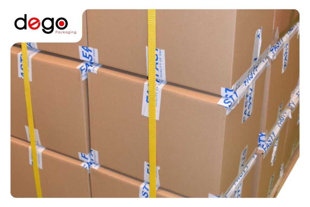 Dây đai nhựa nổi bật với độ bền kéo cao, giúp cố định hàng hóa chắc chắn, từ thùng carton nhẹ đến pallet nặng.