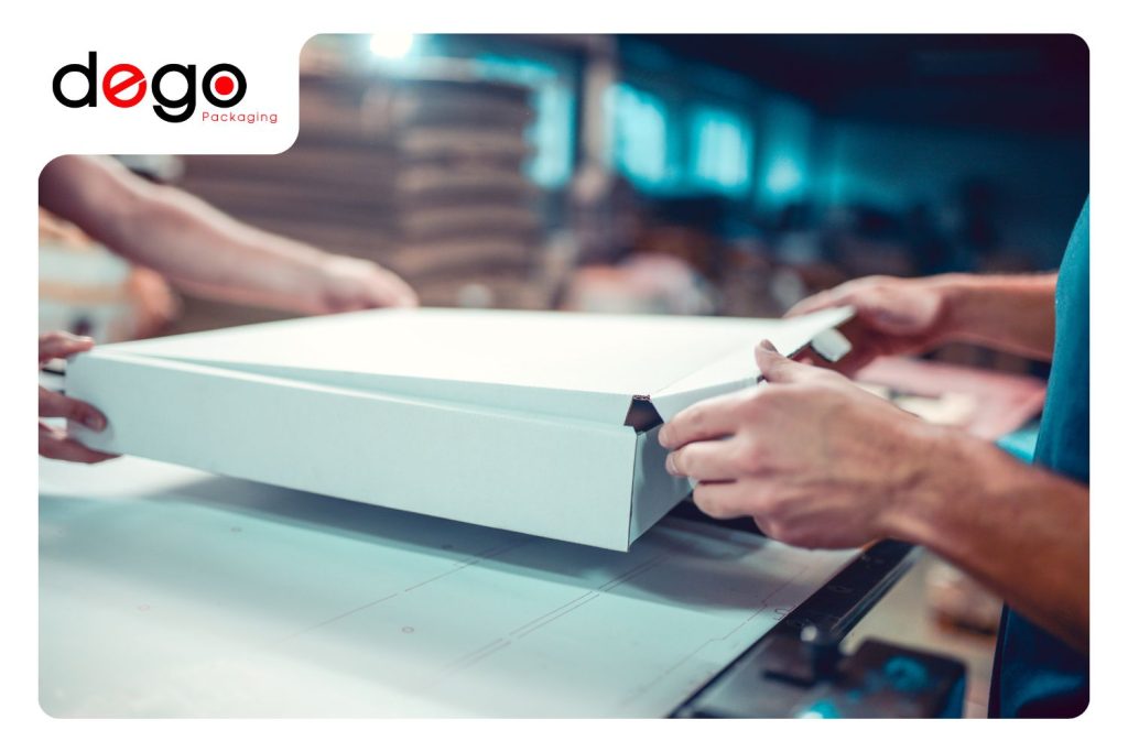 hộp carton nắp gập